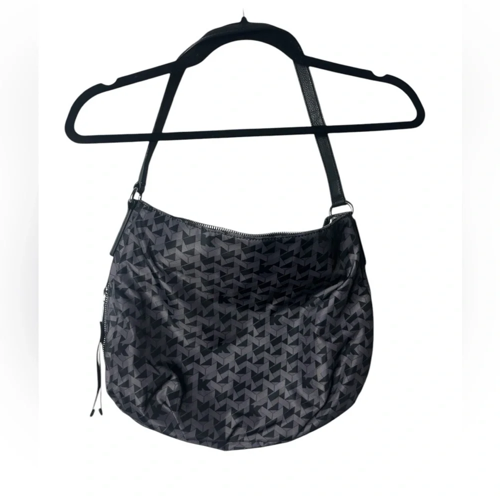 Kipling Zip Expandable Shoulder Handbag Gray Geometric Hardware HB7006 Washable